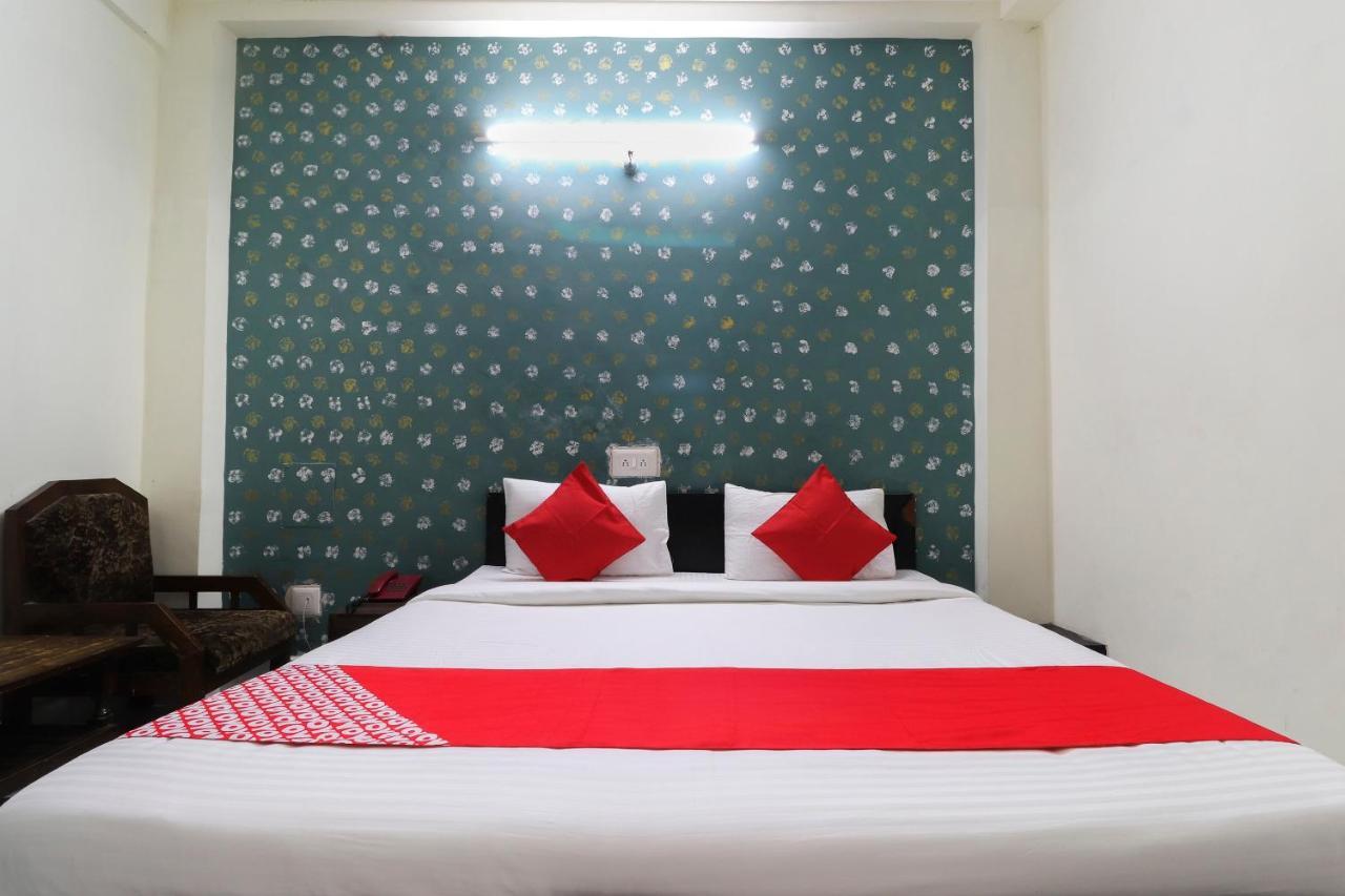 Oyo 40431 Hotel Amar Prem Lucknow Zewnętrze zdjęcie