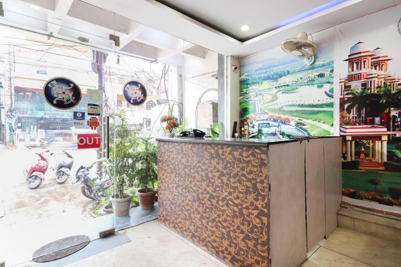 Oyo 40431 Hotel Amar Prem Lucknow Zewnętrze zdjęcie